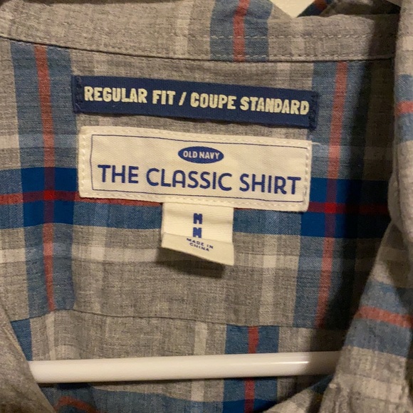 Long sleeve button up - Picture 2 of 4